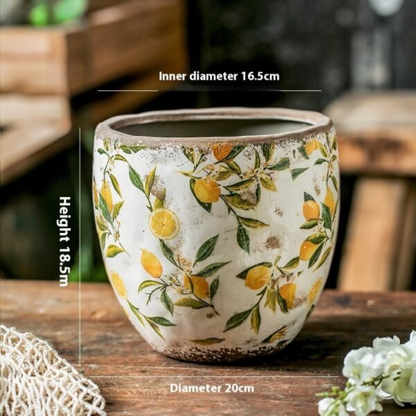 Handgefertigter Keramikpflanzer mit Retro-Zitronenmuster