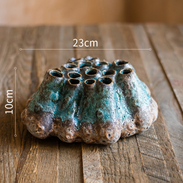 Keramikvase im mediterranen Stil