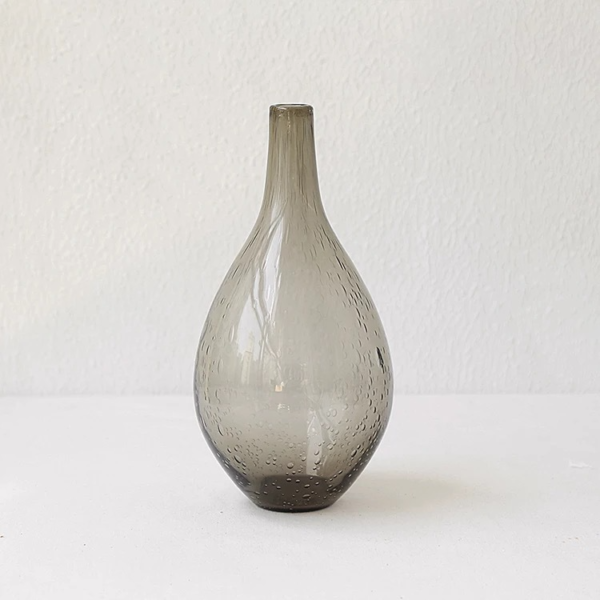 Moderne Glasvase mit Blasenornament