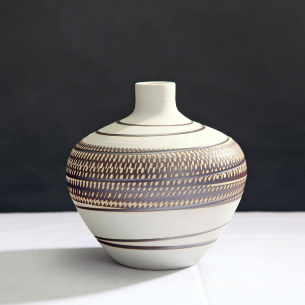 Vintage Keramikvase mit Spiral-Design – Elegante und Zeitlose Dekoration